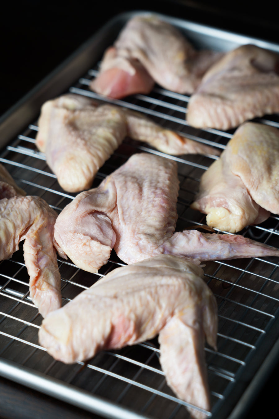 PASTURE RAISED PIONNEER BREED CHICKEN WINGS (2.5LBS)